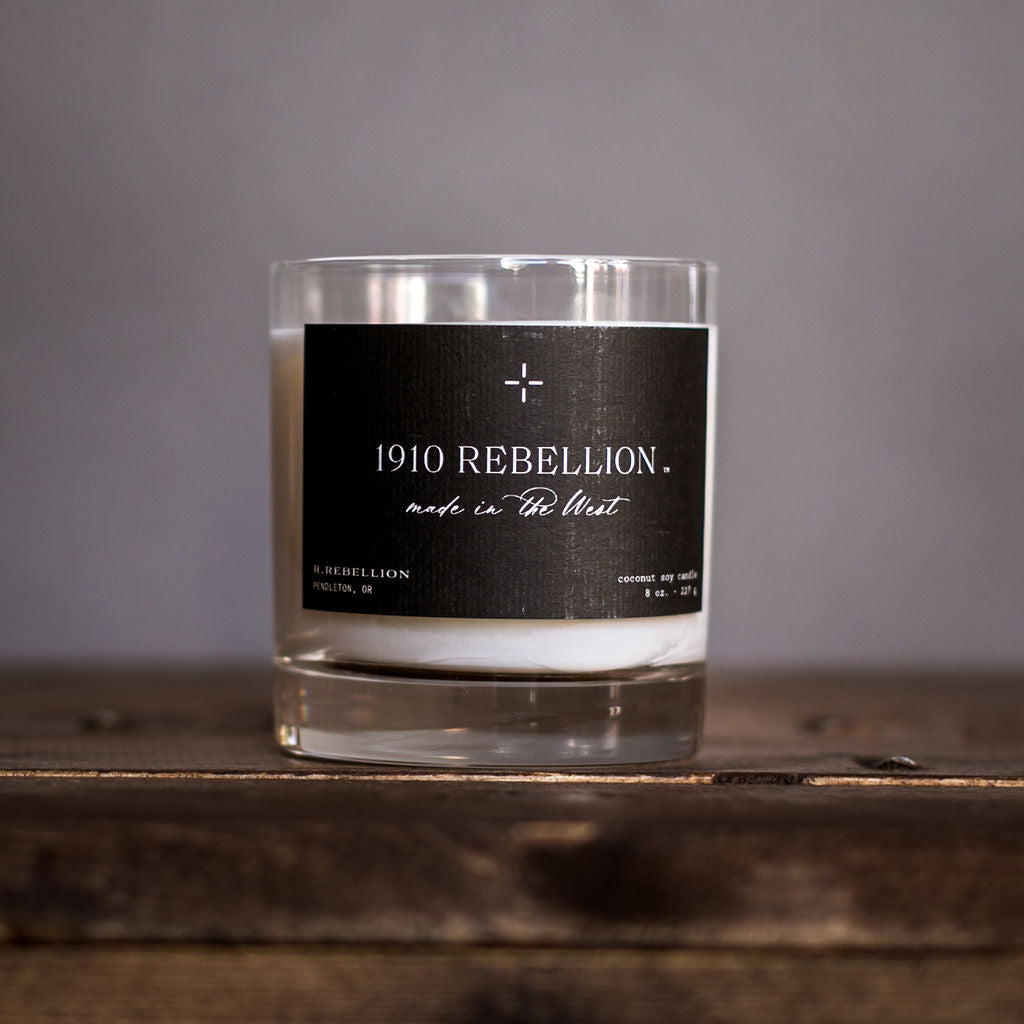 1910 Candle 8 oz.